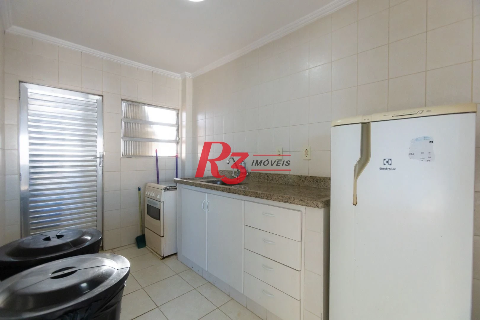 Apartamento para alugar, 50 m² por R$ 3.800,02/mês - Gonzaga - Santos/SP