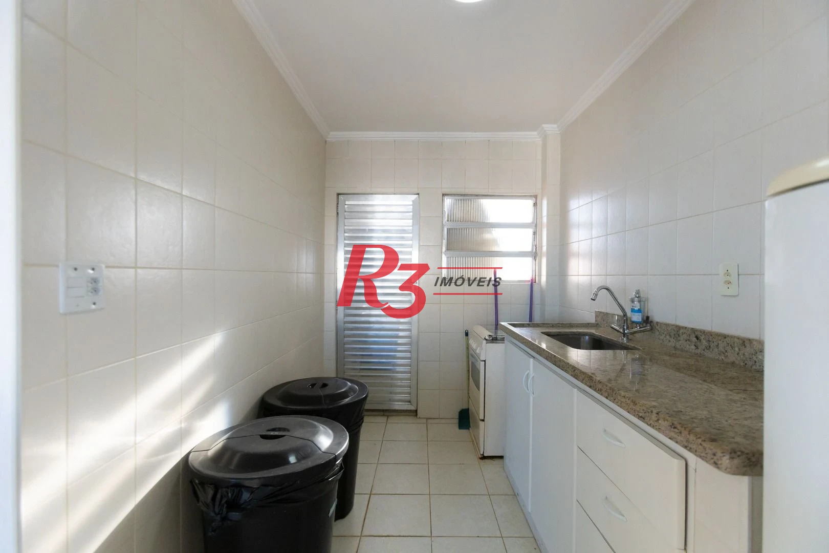 Apartamento para alugar, 50 m² por R$ 3.800,02/mês - Gonzaga - Santos/SP