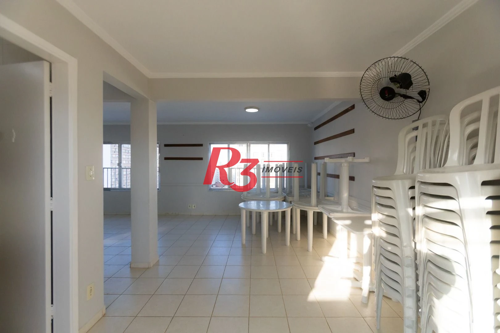 Apartamento para alugar, 50 m² por R$ 3.800,02/mês - Gonzaga - Santos/SP