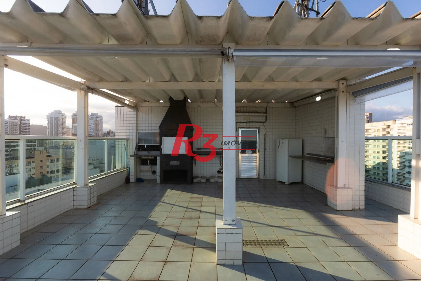 Apartamento para alugar, 50 m² por R$ 3.800,02/mês - Gonzaga - Santos/SP