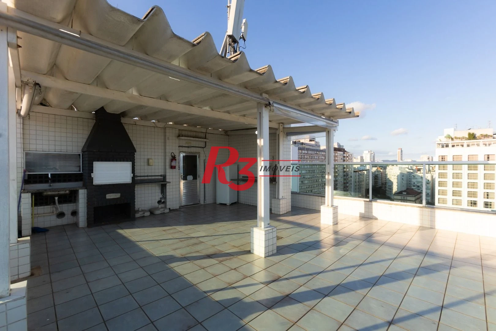 Apartamento para alugar, 50 m² por R$ 3.800,02/mês - Gonzaga - Santos/SP