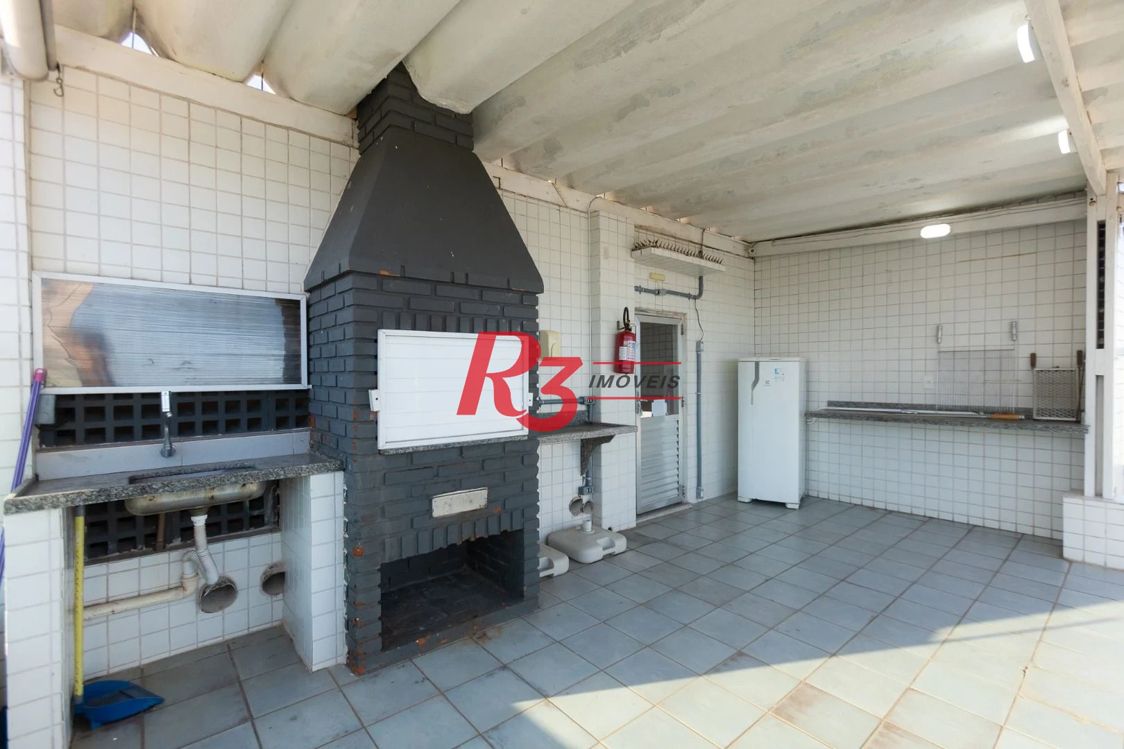 Apartamento para alugar, 50 m² por R$ 3.800,02/mês - Gonzaga - Santos/SP