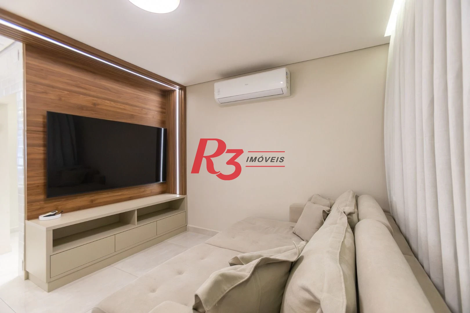 Apartamento à venda, 74 m² por R$ 750.000,00 - Estuário - Santos/SP