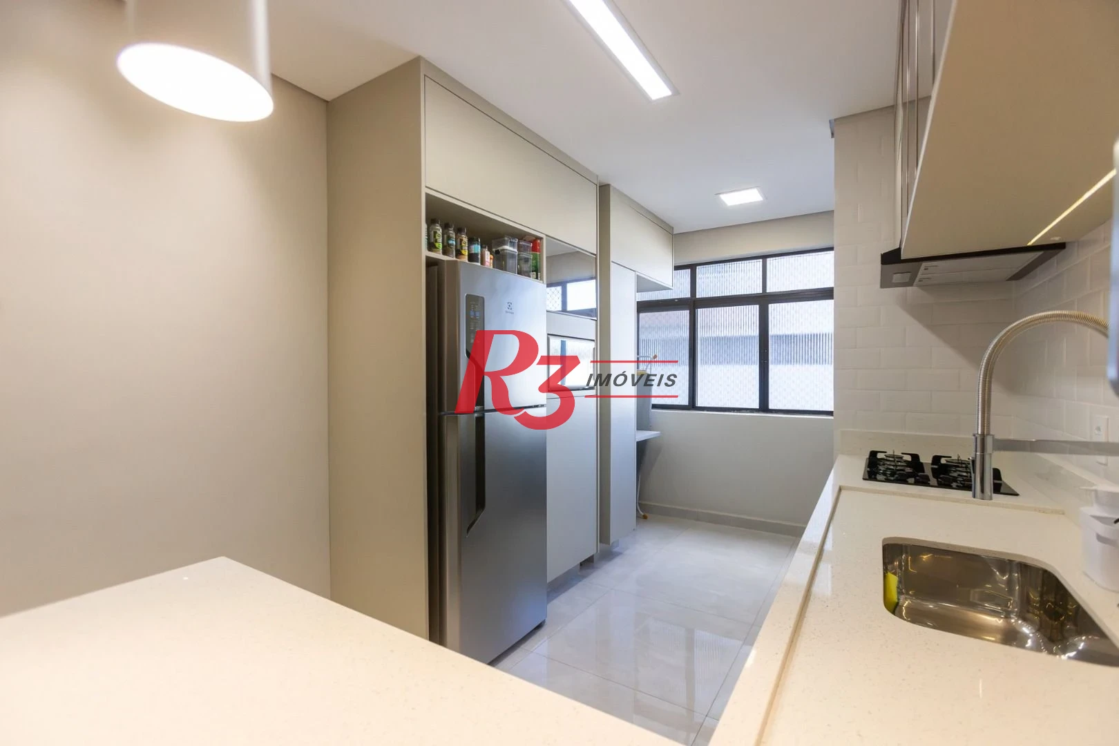 Apartamento à venda, 74 m² por R$ 750.000,00 - Estuário - Santos/SP