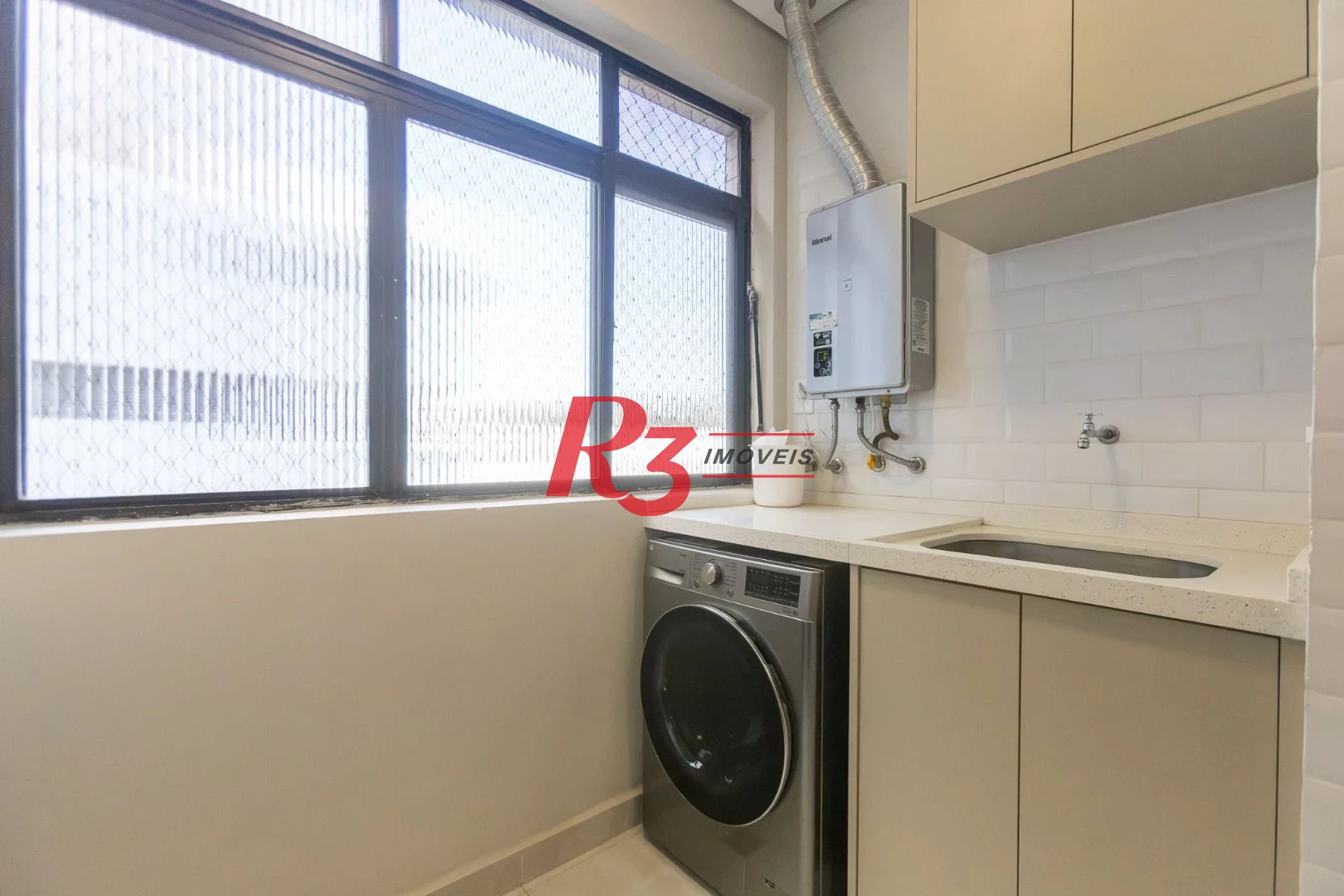 Apartamento à venda, 74 m² por R$ 750.000,00 - Estuário - Santos/SP