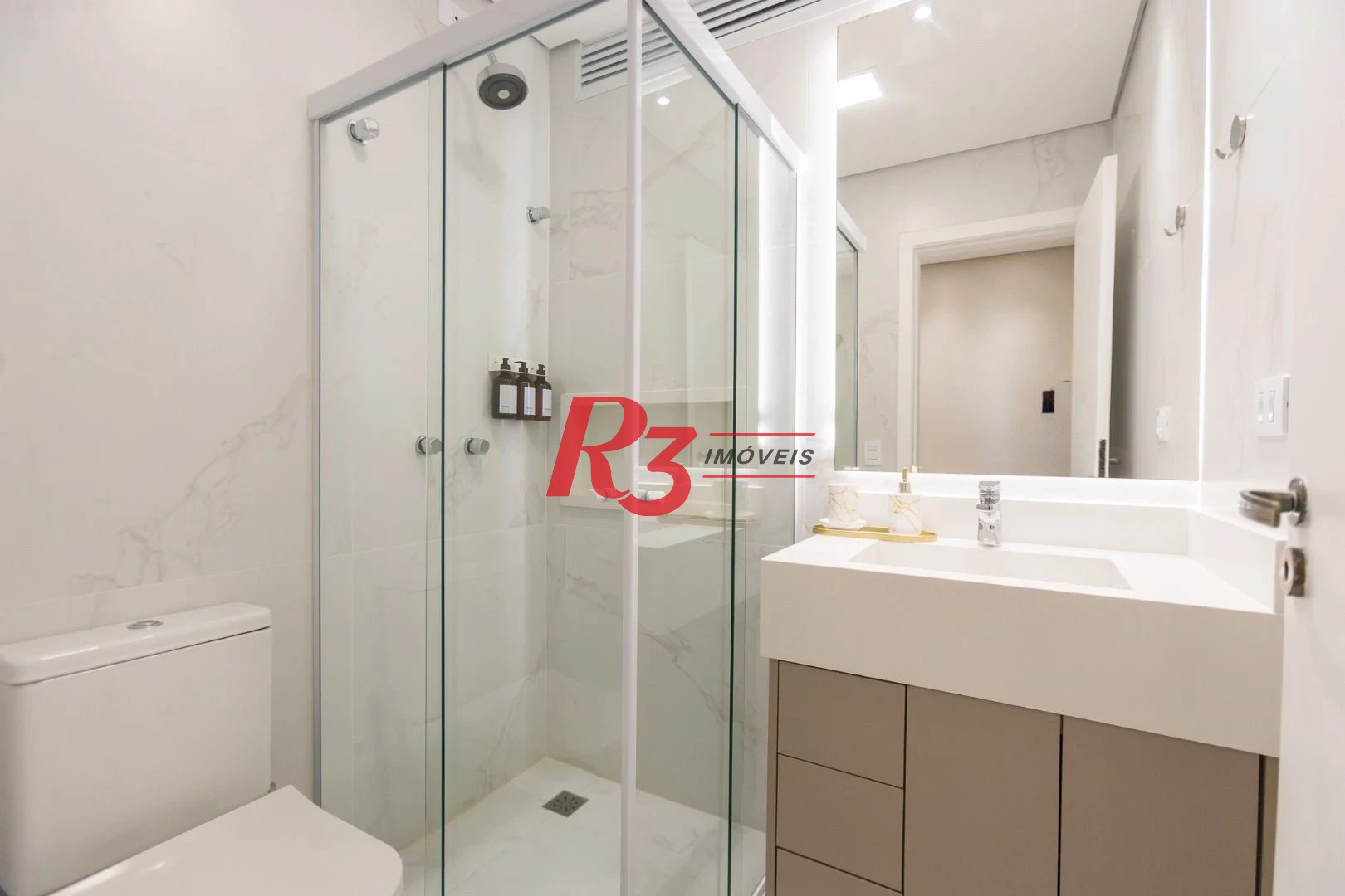 Apartamento à venda, 74 m² por R$ 750.000,00 - Estuário - Santos/SP