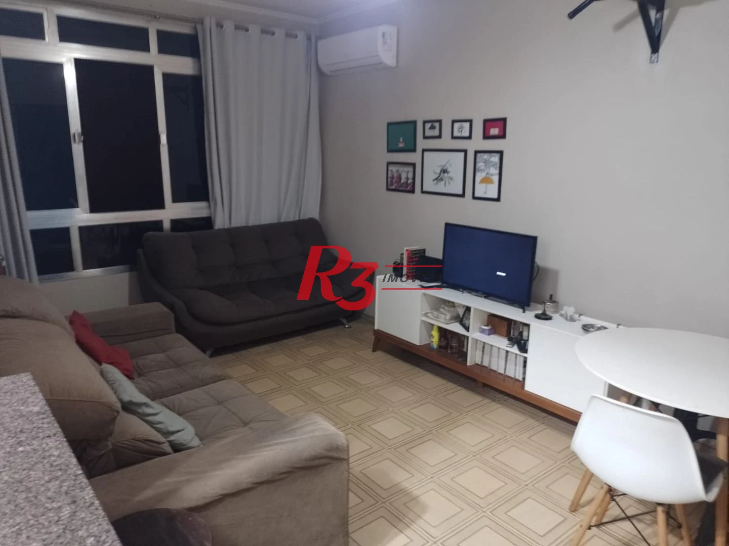 Apartamento com 1 dormitório à venda, 47 m² por R$ 551.200,00 - Gonzaga - Santos/SP