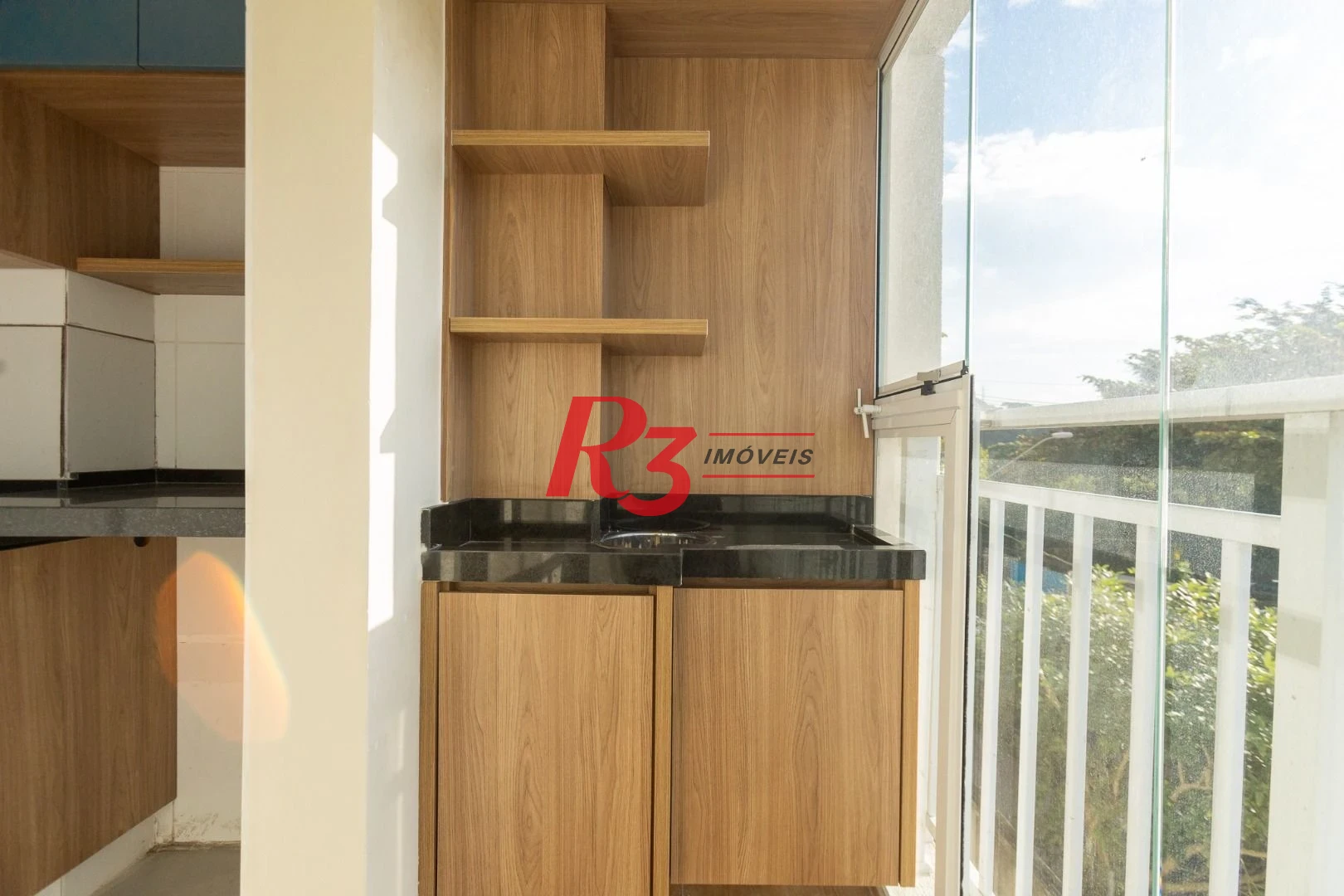 Apartamento com 2 dormitórios à venda, 62 m² por R$ 430.000,00 - Morro de Nova Cintra - Santos/SP