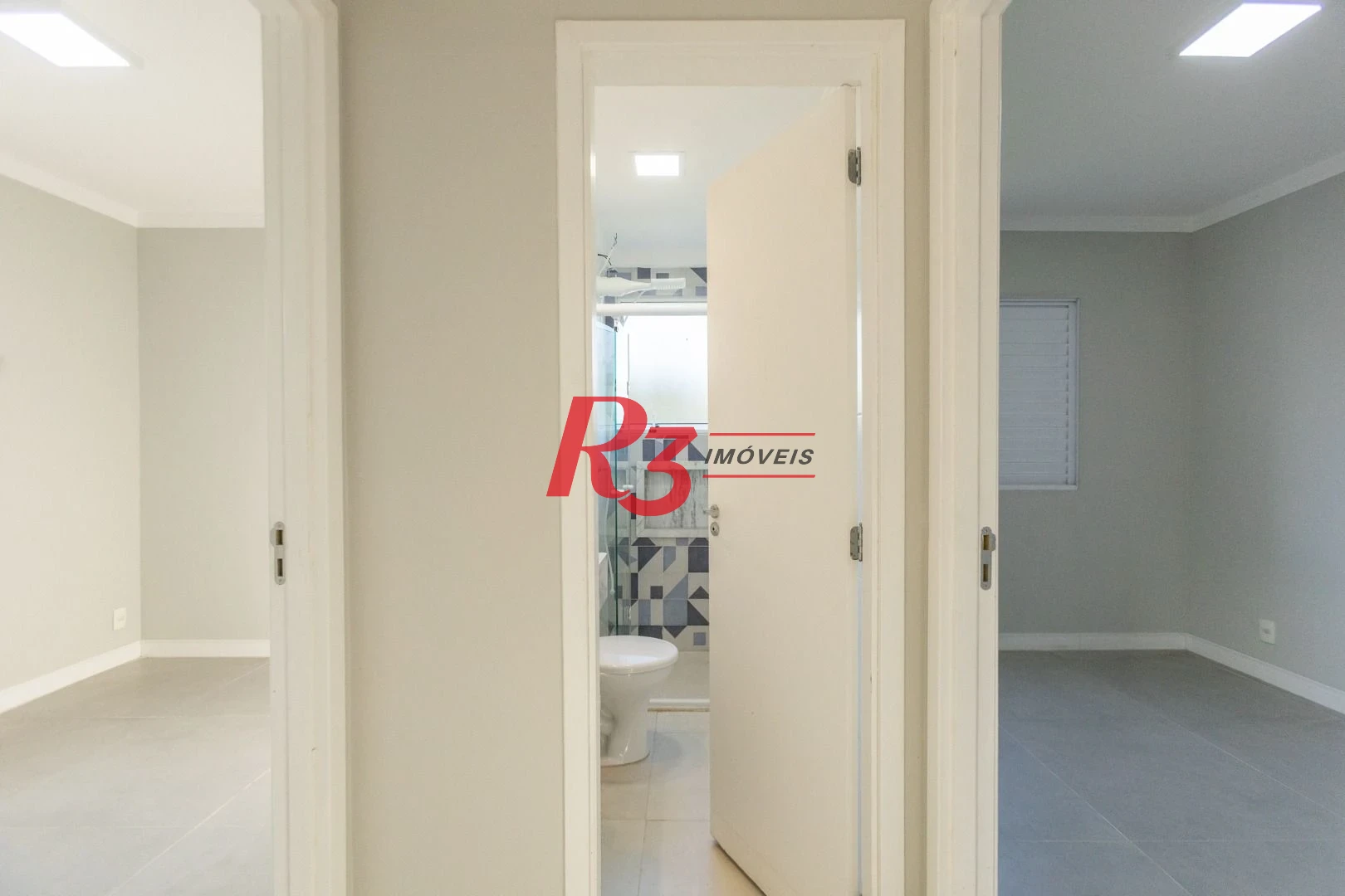 Apartamento com 2 dormitórios à venda, 62 m² por R$ 430.000,00 - Morro de Nova Cintra - Santos/SP