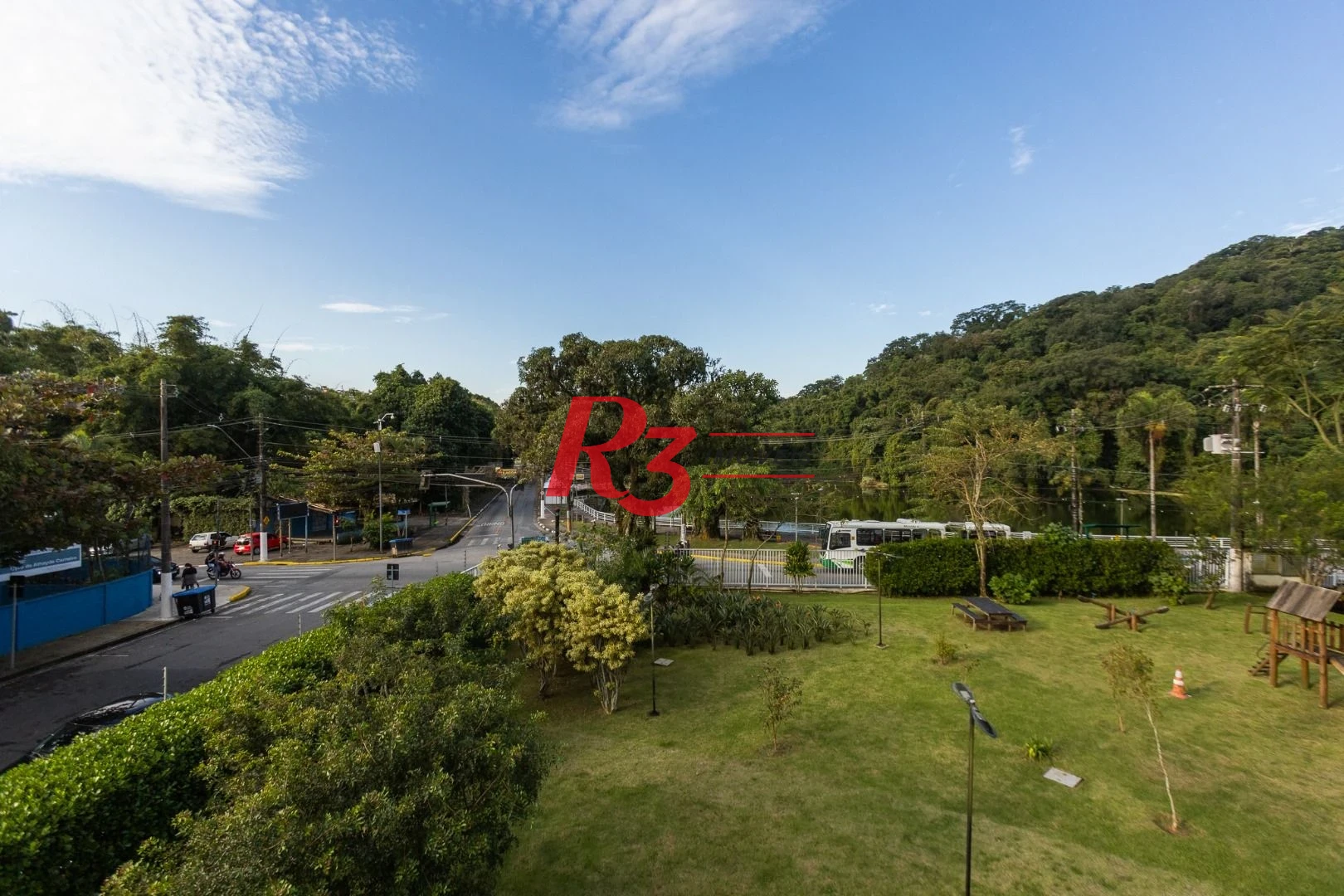 Apartamento com 2 dormitórios à venda, 62 m² por R$ 430.000,00 - Morro de Nova Cintra - Santos/SP