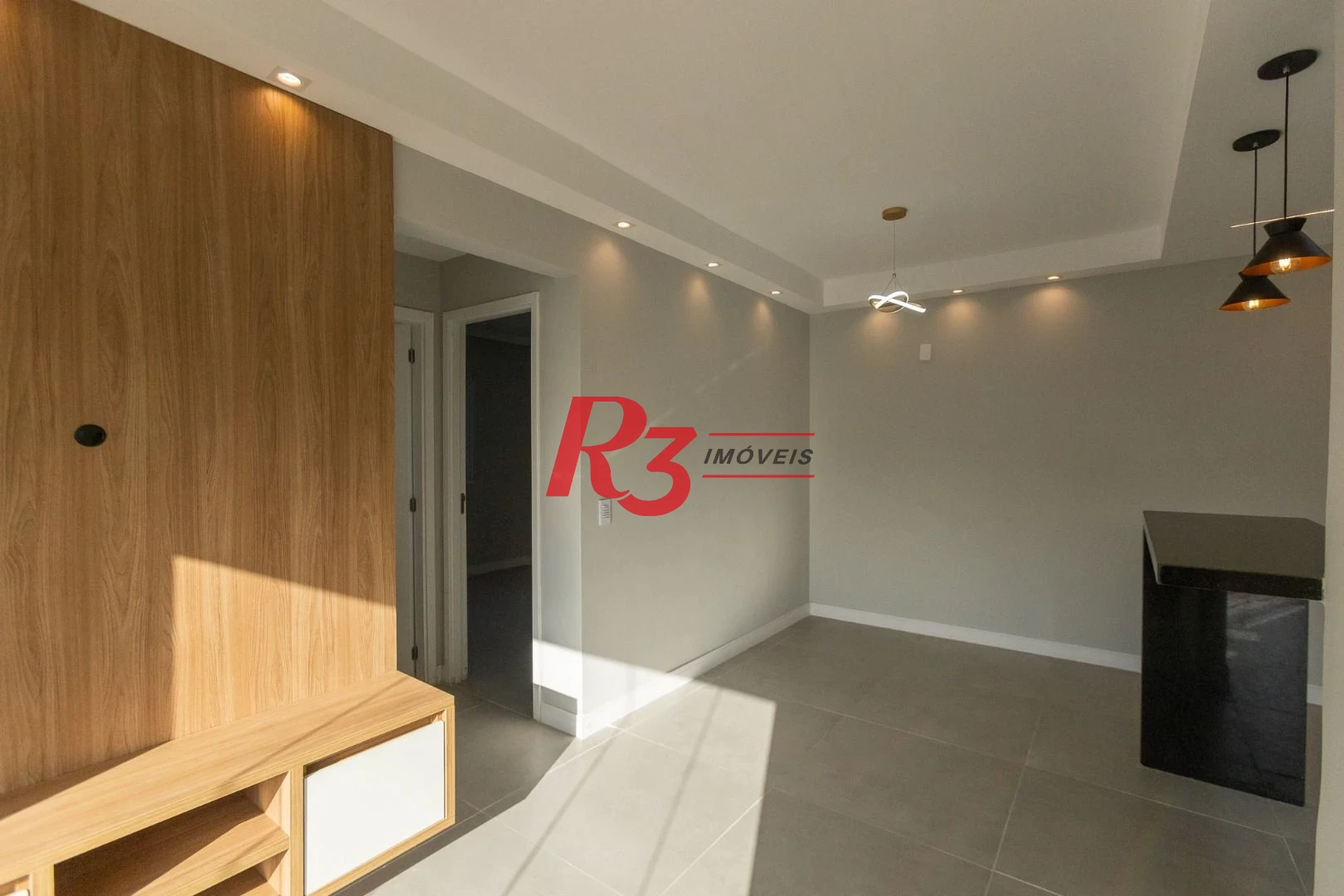Apartamento com 2 dormitórios à venda, 62 m² por R$ 430.000,00 - Morro de Nova Cintra - Santos/SP