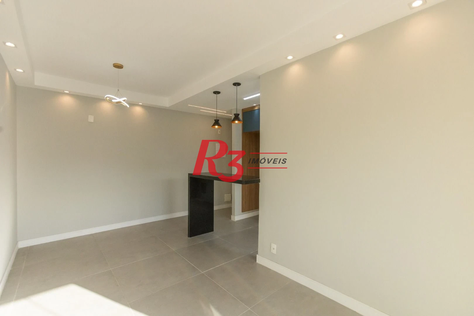 Apartamento com 2 dormitórios à venda, 62 m² por R$ 430.000,00 - Morro de Nova Cintra - Santos/SP