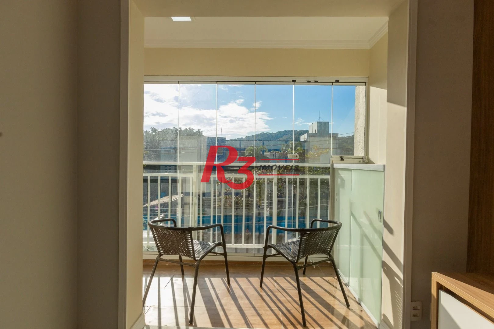Apartamento com 2 dormitórios à venda, 62 m² por R$ 430.000,00 - Morro de Nova Cintra - Santos/SP