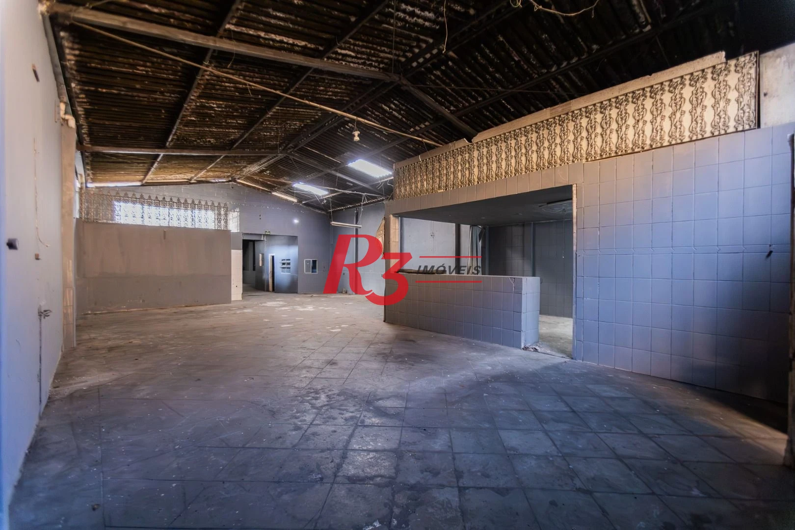 Galpão para alugar, 286 m² por R$ 9.000,02/mês - Vila Matias - Santos/SP