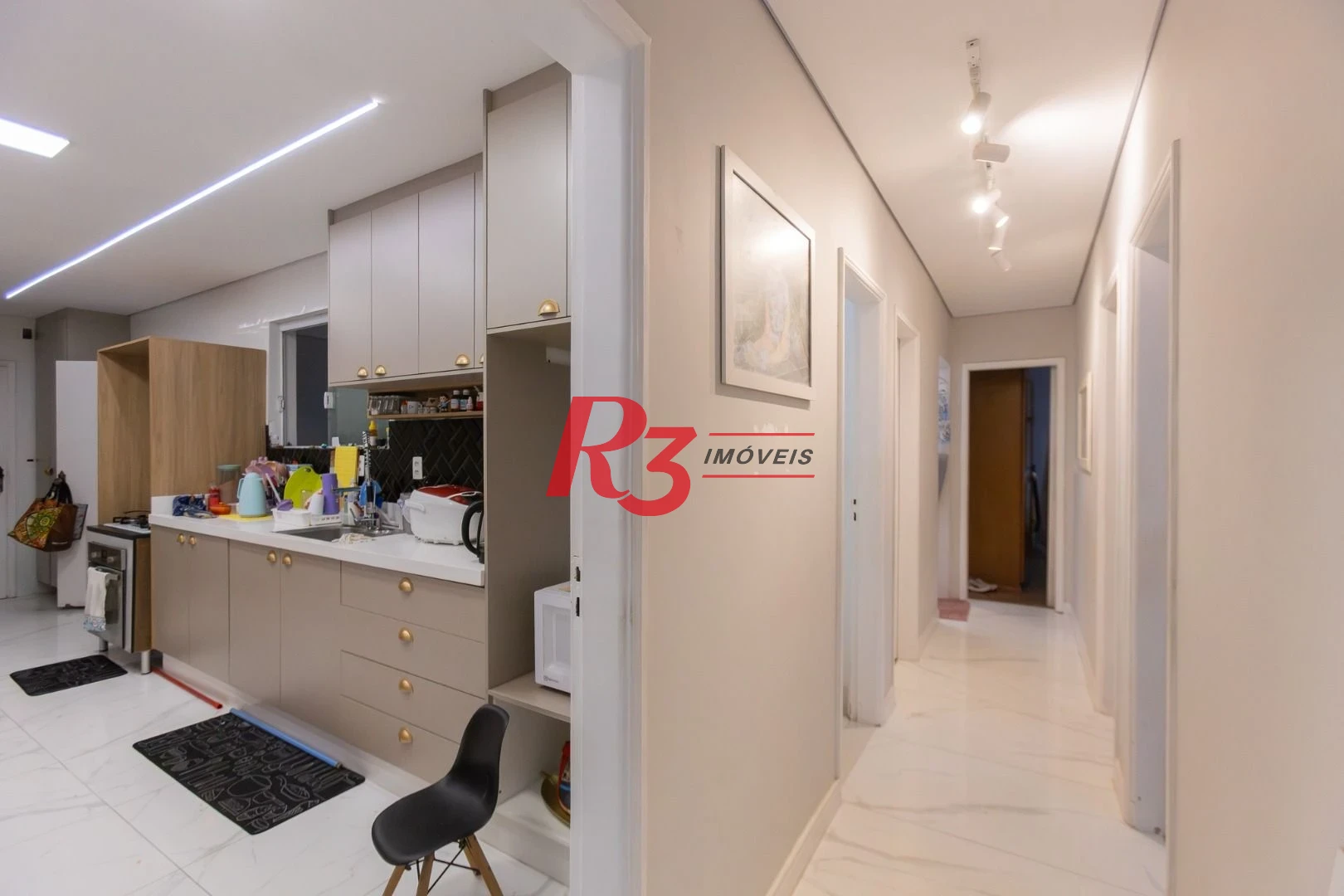 Apartamento com 3 dormitórios à venda, 140 m² por R$ 1.050.000,00 - José Menino - Santos/SP