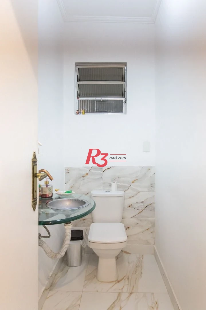 Apartamento com 3 dormitórios à venda, 140 m² por R$ 1.050.000,00 - José Menino - Santos/SP
