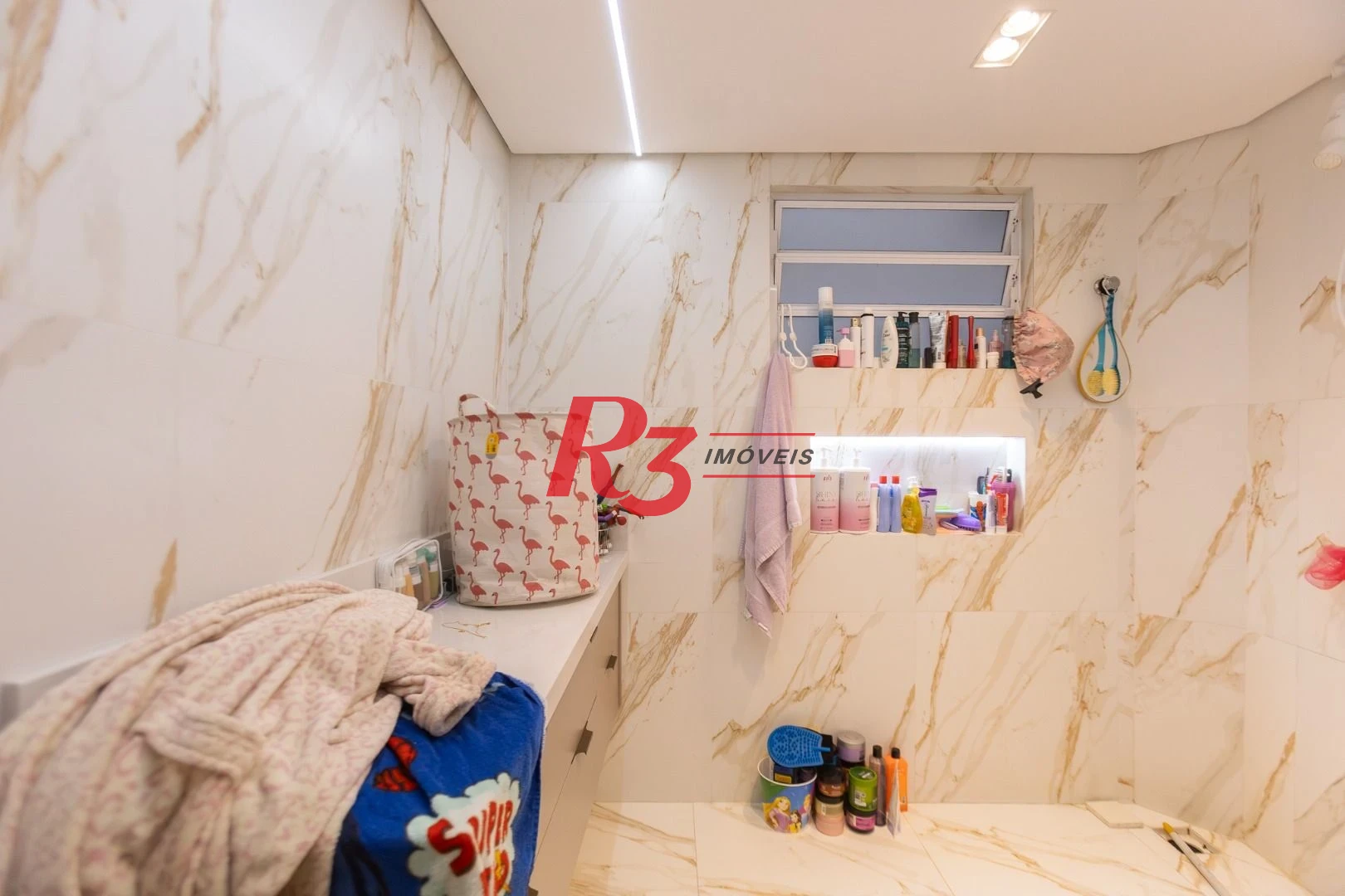 Apartamento com 3 dormitórios à venda, 140 m² por R$ 1.050.000,00 - José Menino - Santos/SP