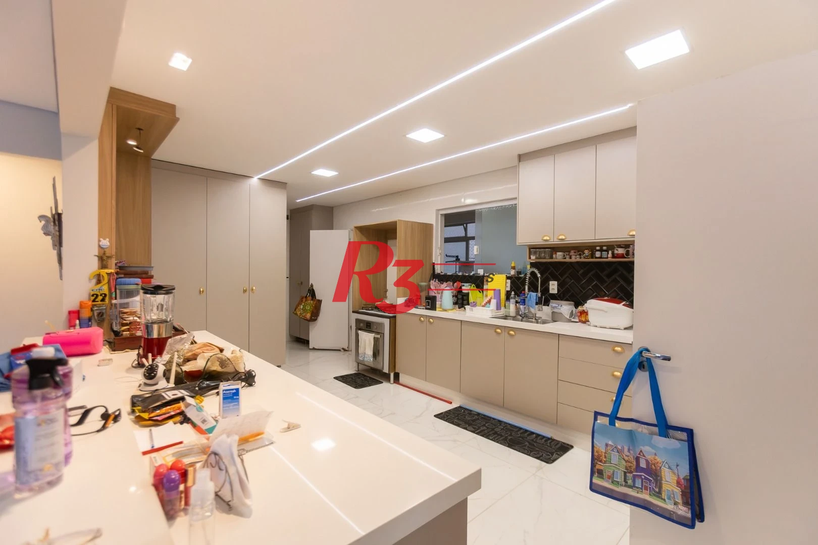 Apartamento com 3 dormitórios à venda, 140 m² por R$ 1.050.000,00 - José Menino - Santos/SP