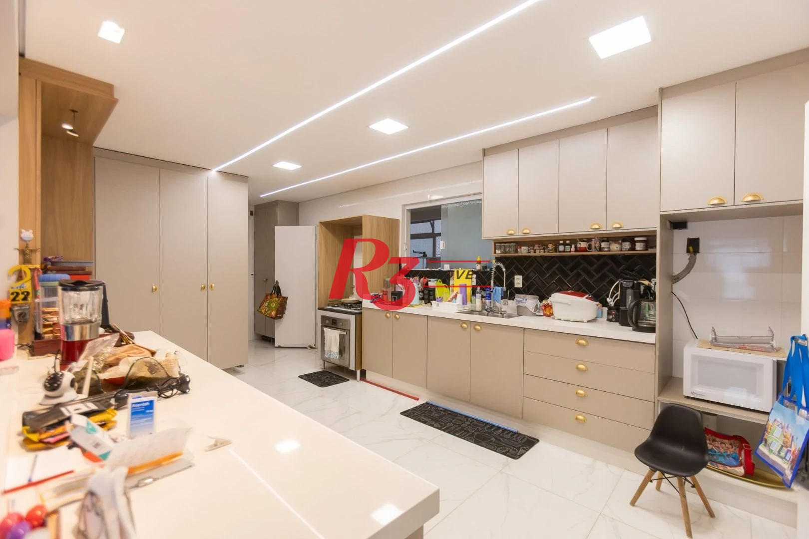 Apartamento com 3 dormitórios à venda, 140 m² por R$ 1.050.000,00 - José Menino - Santos/SP