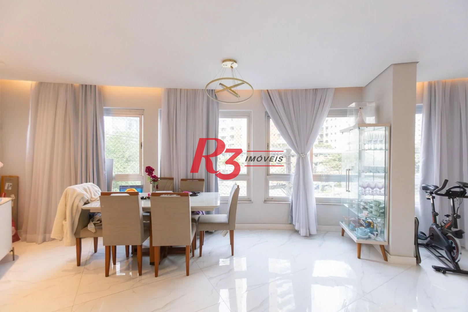 Apartamento com 3 dormitórios à venda, 140 m² por R$ 1.050.000,00 - José Menino - Santos/SP