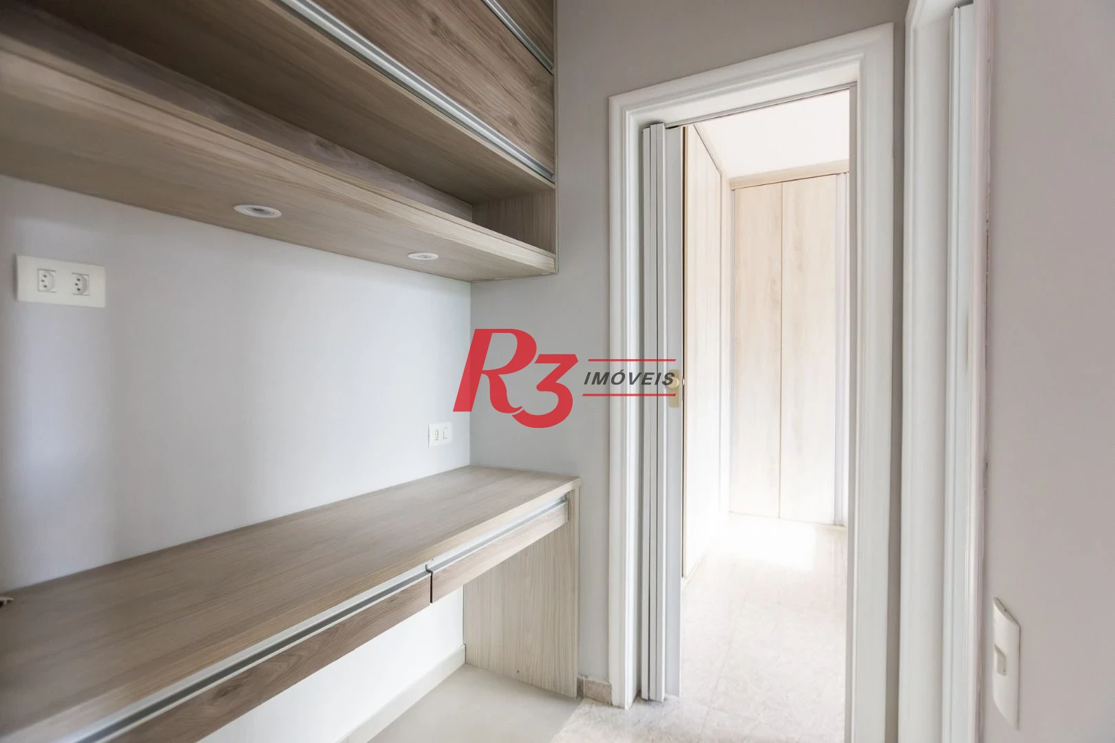 Apartamento com 1 dormitório para alugar, 57 m² por R$ 4.500,00/mês - Embaré - Santos/SP