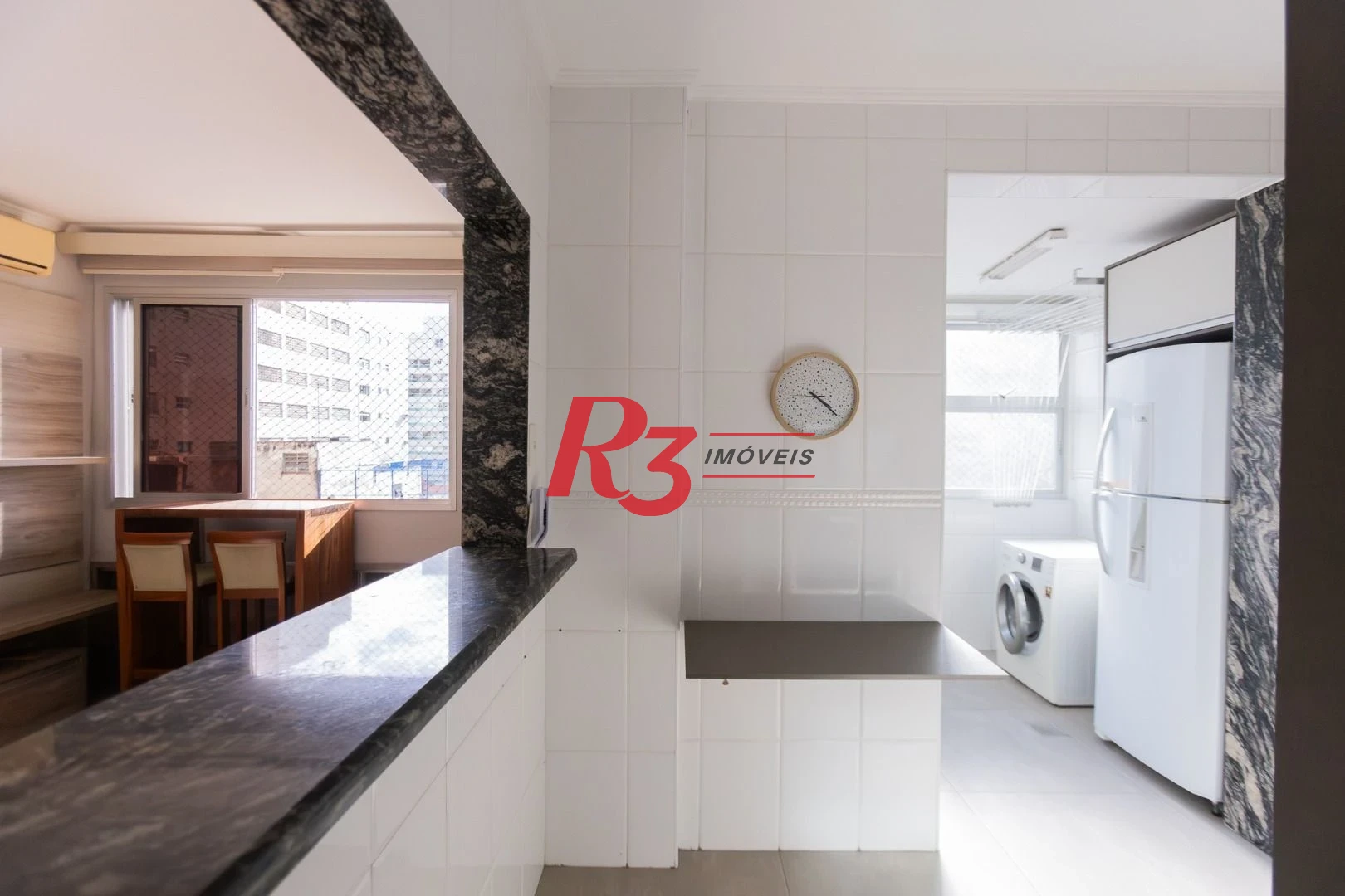 Apartamento com 1 dormitório para alugar, 57 m² por R$ 4.500,00/mês - Embaré - Santos/SP