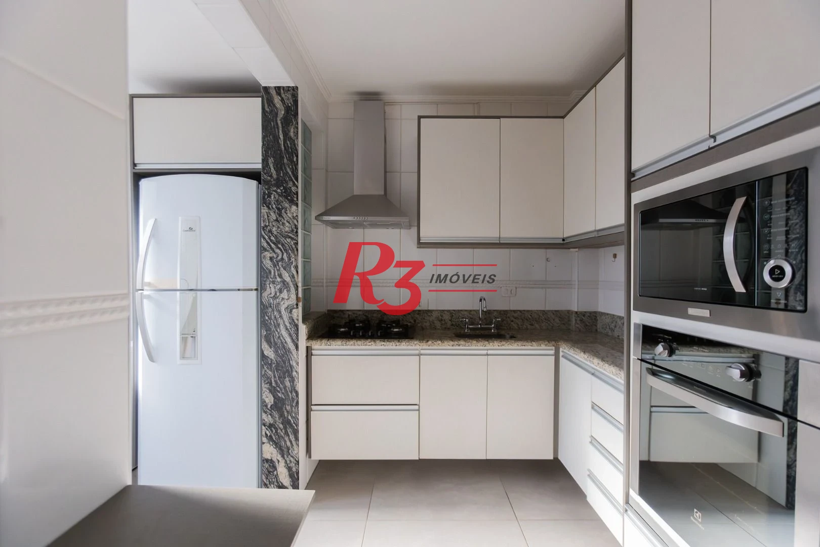 Apartamento com 1 dormitório para alugar, 57 m² por R$ 4.500,00/mês - Embaré - Santos/SP
