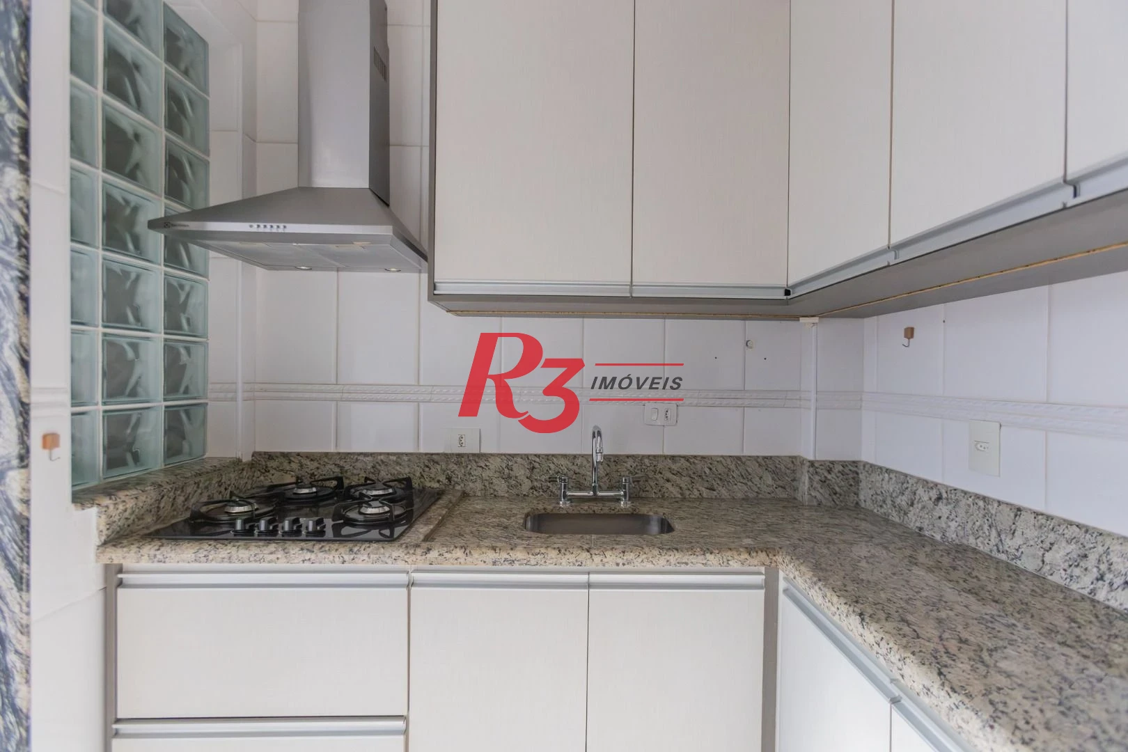 Apartamento com 1 dormitório para alugar, 57 m² por R$ 4.500,00/mês - Embaré - Santos/SP