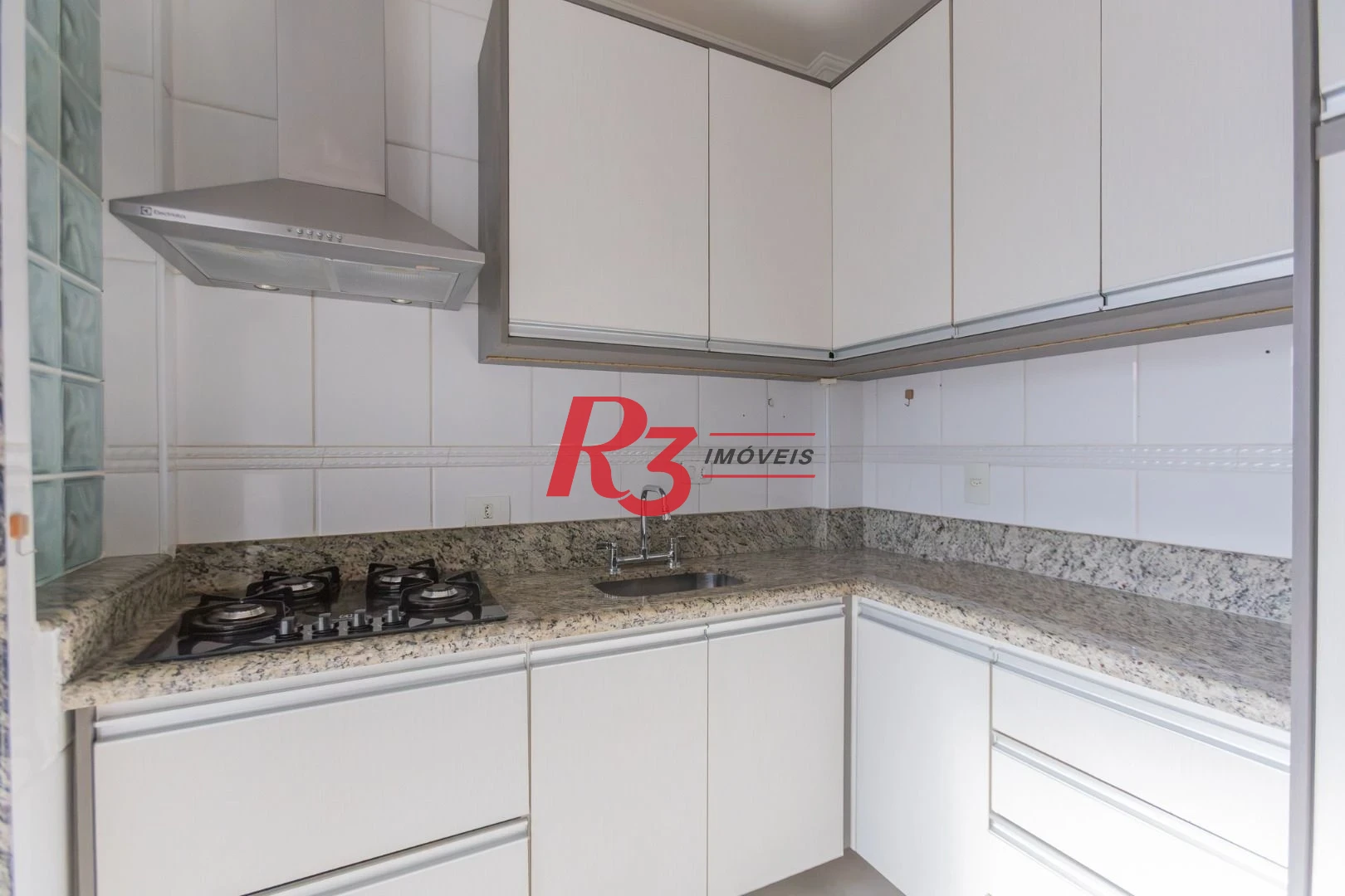 Apartamento com 1 dormitório para alugar, 57 m² por R$ 4.500,00/mês - Embaré - Santos/SP