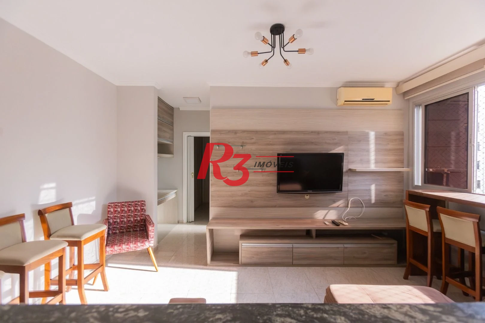 Apartamento com 1 dormitório para alugar, 57 m² por R$ 4.500,00/mês - Embaré - Santos/SP