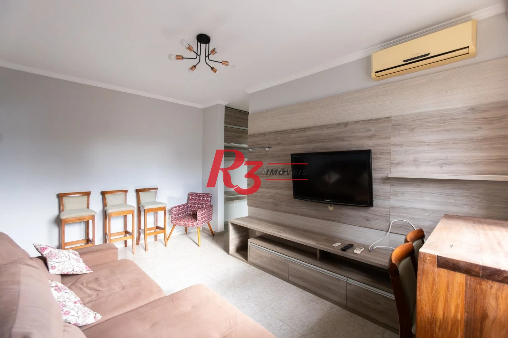 Apartamento com 1 dormitório para alugar, 57 m² por R$ 4.500,00/mês - Embaré - Santos/SP