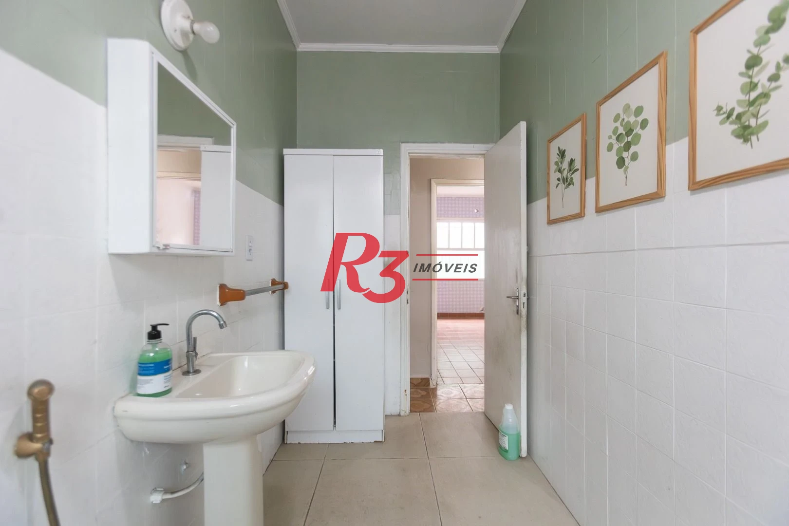 Casa com 3 dormitórios à venda, 229 m² por R$ 480.000,00 - Santa Maria - Santos/SP