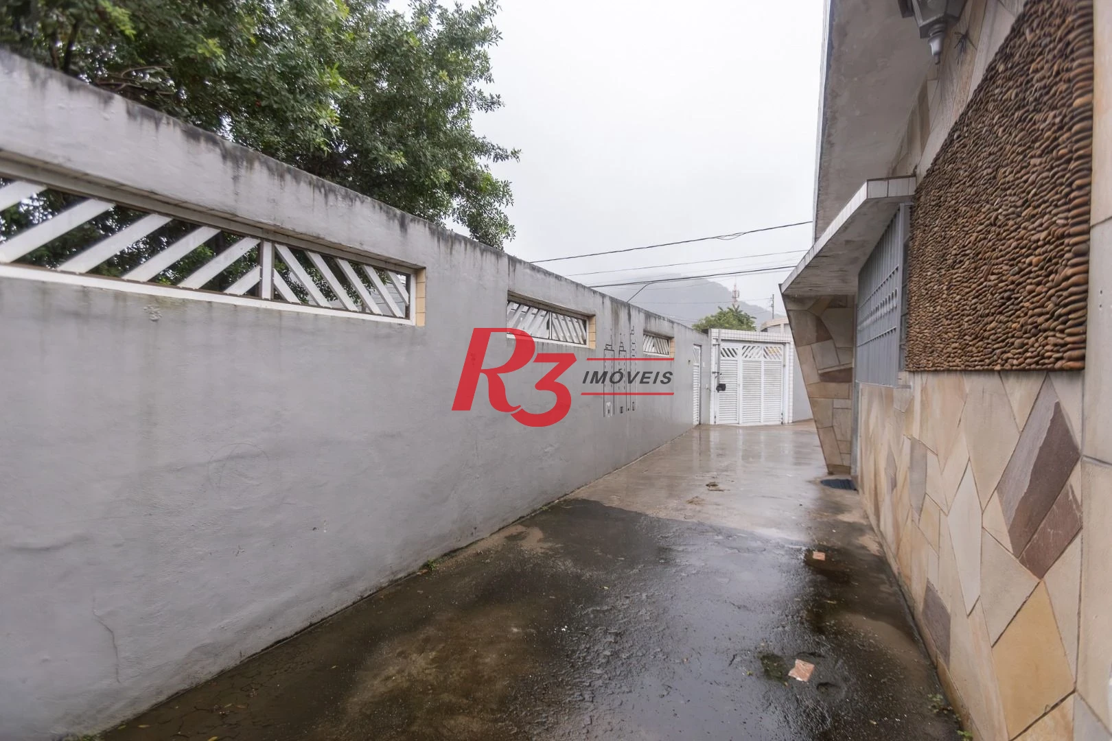 Casa com 3 dormitórios à venda, 229 m² por R$ 480.000,00 - Santa Maria - Santos/SP