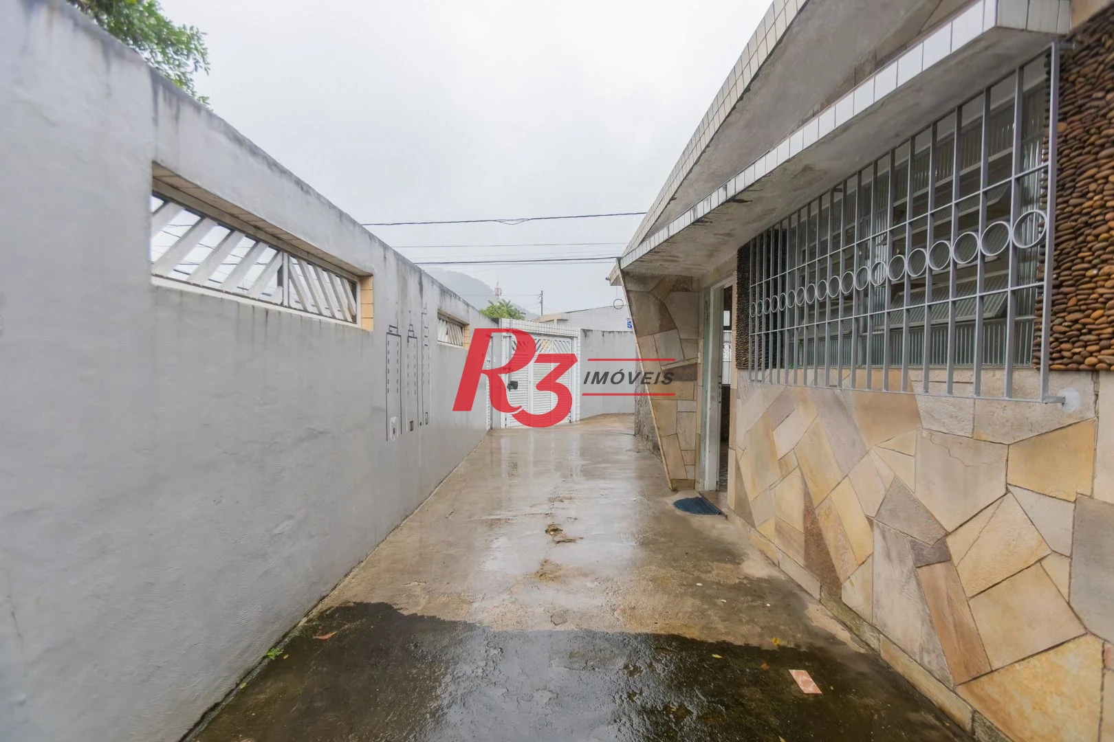 Casa com 3 dormitórios à venda, 229 m² por R$ 480.000,00 - Santa Maria - Santos/SP
