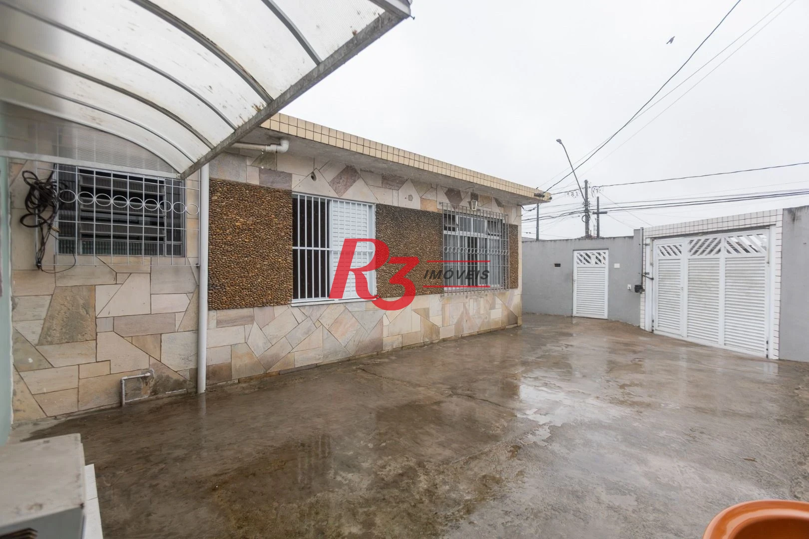 Casa com 3 dormitórios à venda, 229 m² por R$ 480.000,00 - Santa Maria - Santos/SP