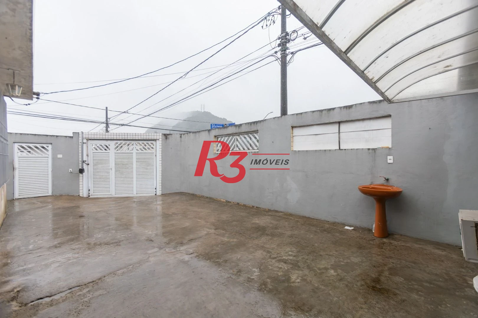 Casa com 3 dormitórios à venda, 229 m² por R$ 480.000,00 - Santa Maria - Santos/SP