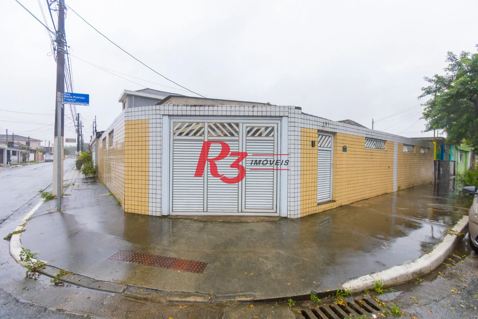 Casa com 3 dormitórios à venda, 229 m² por R$ 480.000,00 - Santa Maria - Santos/SP