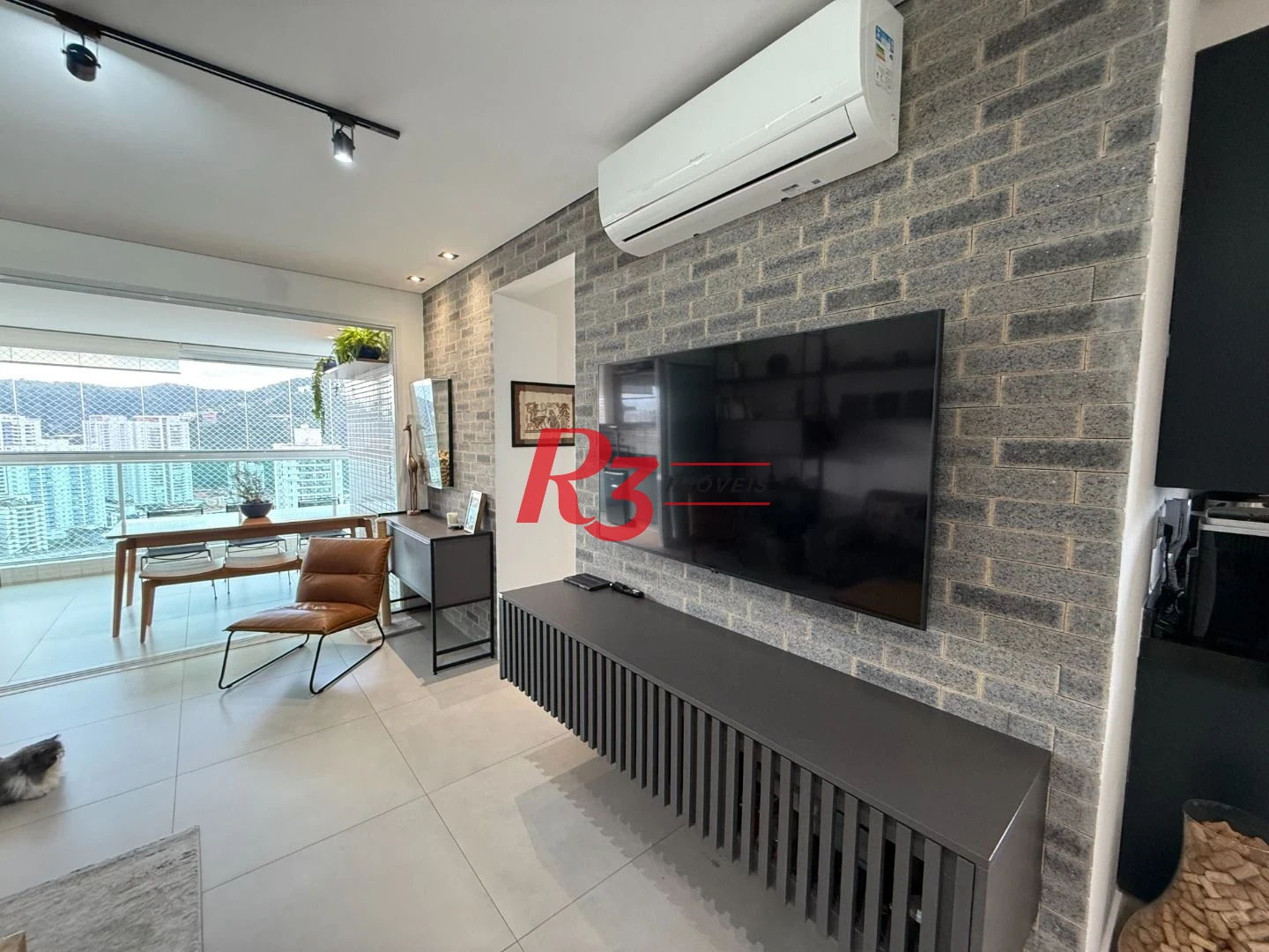 Apartamento com 2 dormitórios à venda, 107 m² por R$ 1.720.000,00 - Pompéia - Santos/SP