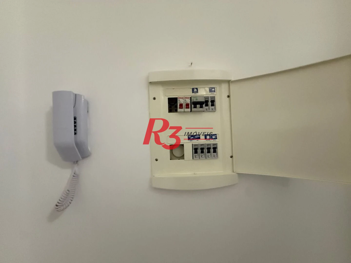 Studio com 1 dormitório para alugar, 27 m² por R$ 3.400,00/mês - Gonzaga - Santos/SP