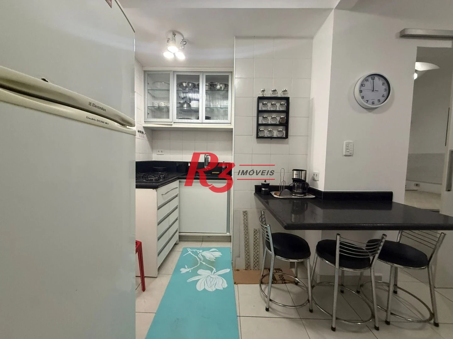 Studio com 1 dormitório para alugar, 27 m² por R$ 3.400,00/mês - Gonzaga - Santos/SP
