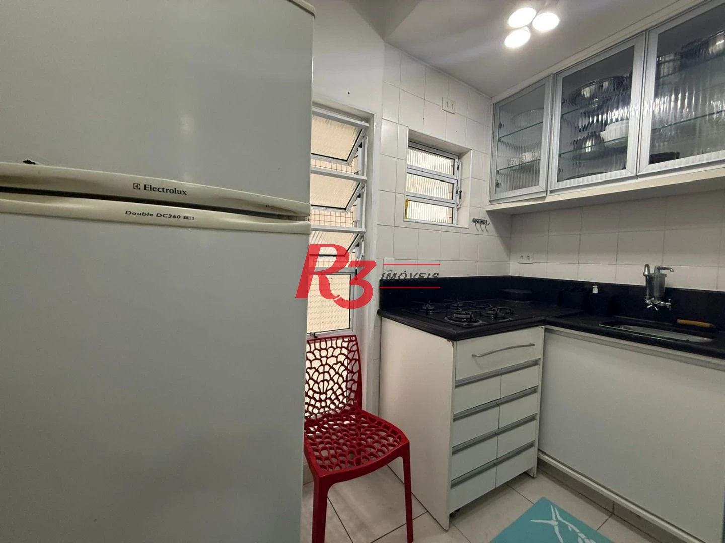 Studio com 1 dormitório para alugar, 27 m² por R$ 3.400,00/mês - Gonzaga - Santos/SP