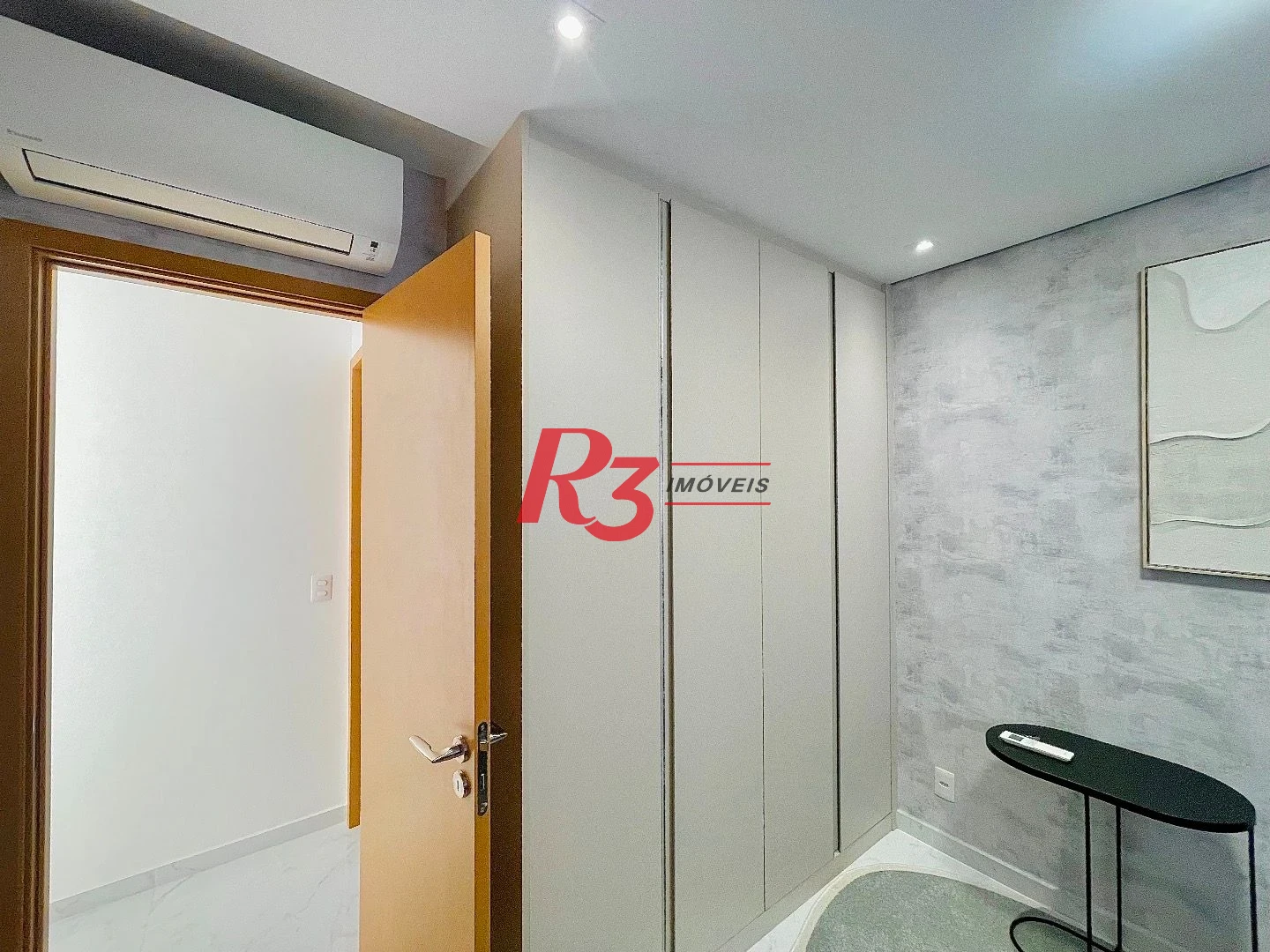 Apartamento com 3 dormitórios para alugar, 100 m² por R$ 22.000,00/mês - Gonzaga - Santos/SP