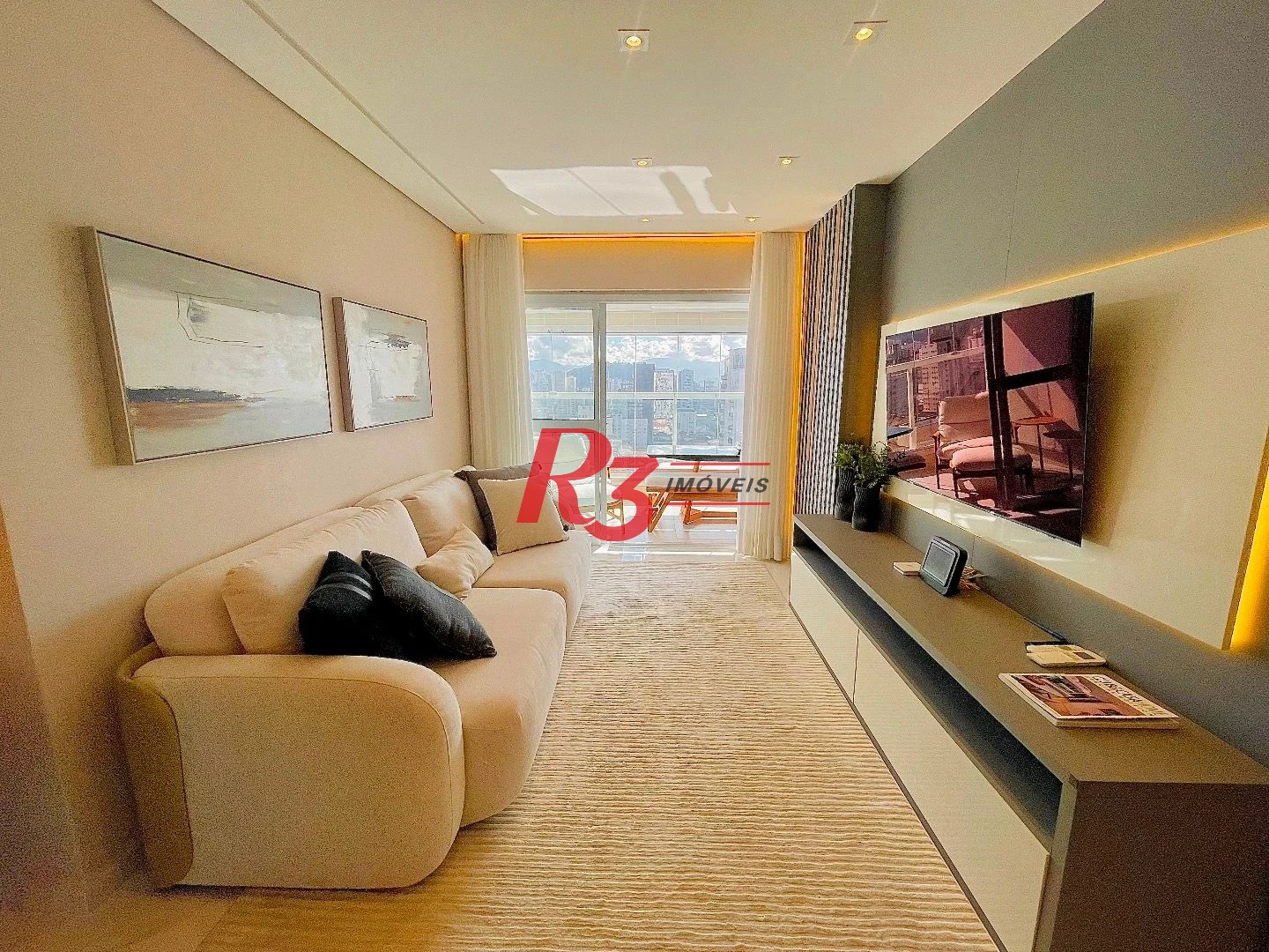 Apartamento com 3 dormitórios para alugar, 100 m² por R$ 22.000,00/mês - Gonzaga - Santos/SP