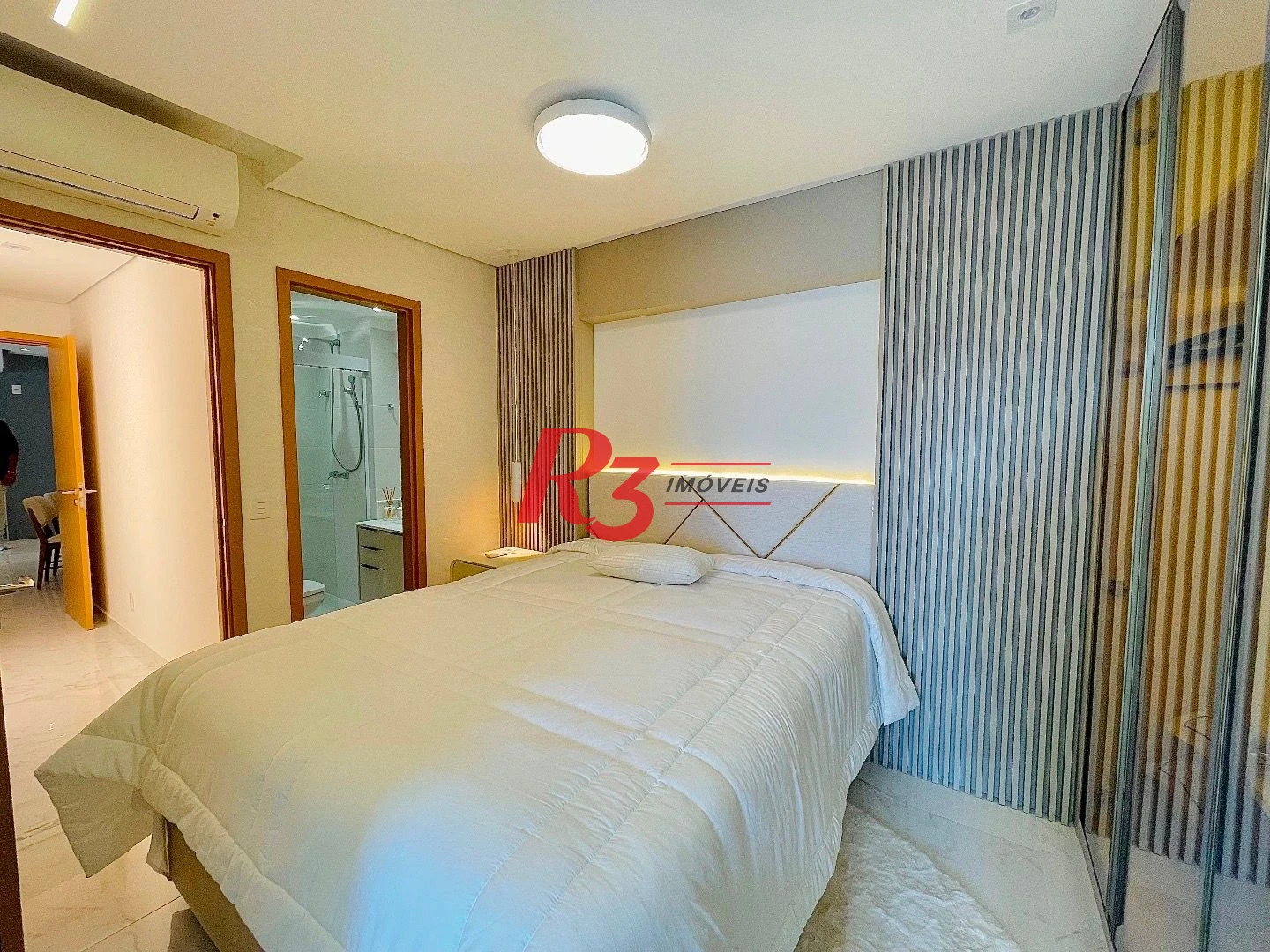 Apartamento com 3 dormitórios para alugar, 100 m² por R$ 22.000,00/mês - Gonzaga - Santos/SP