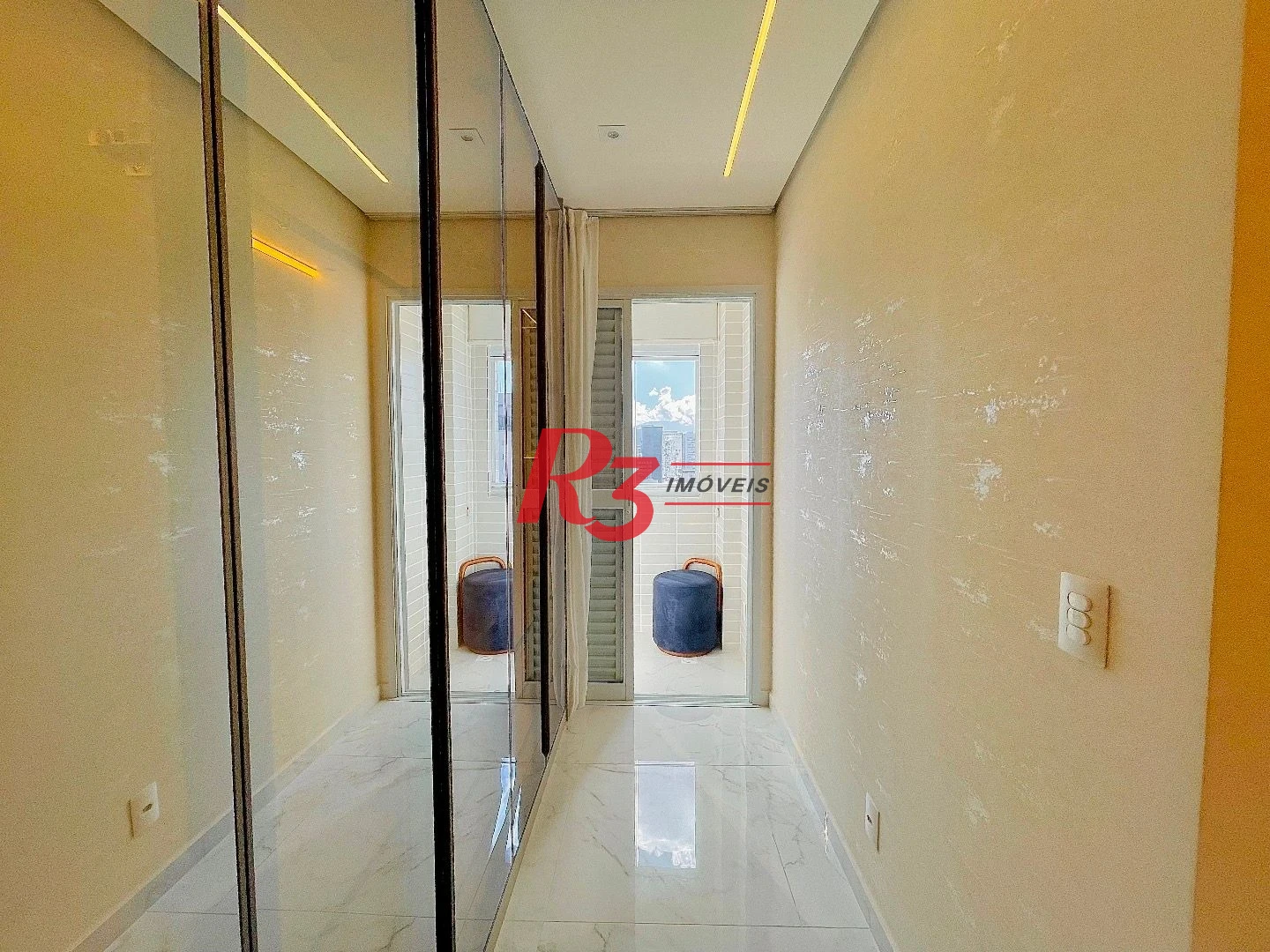 Apartamento com 3 dormitórios para alugar, 100 m² por R$ 22.000,00/mês - Gonzaga - Santos/SP