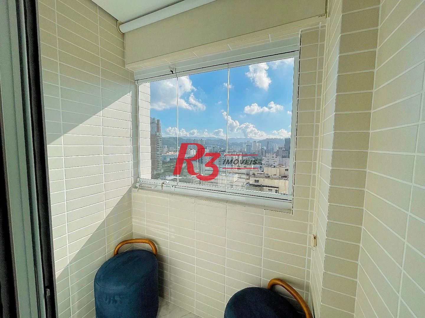 Apartamento com 3 dormitórios para alugar, 100 m² por R$ 22.000,00/mês - Gonzaga - Santos/SP