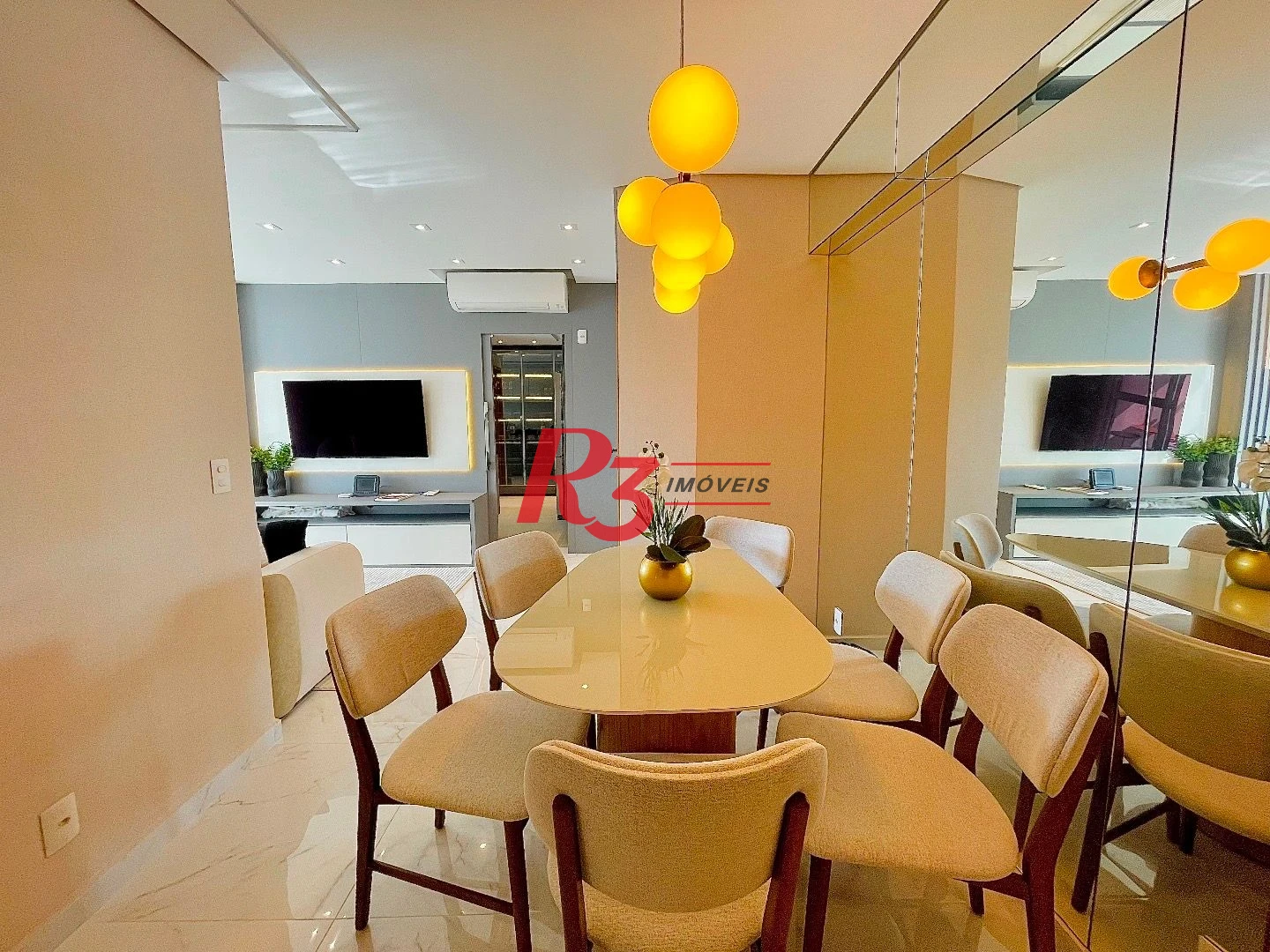 Apartamento com 3 dormitórios para alugar, 100 m² por R$ 22.000,00/mês - Gonzaga - Santos/SP