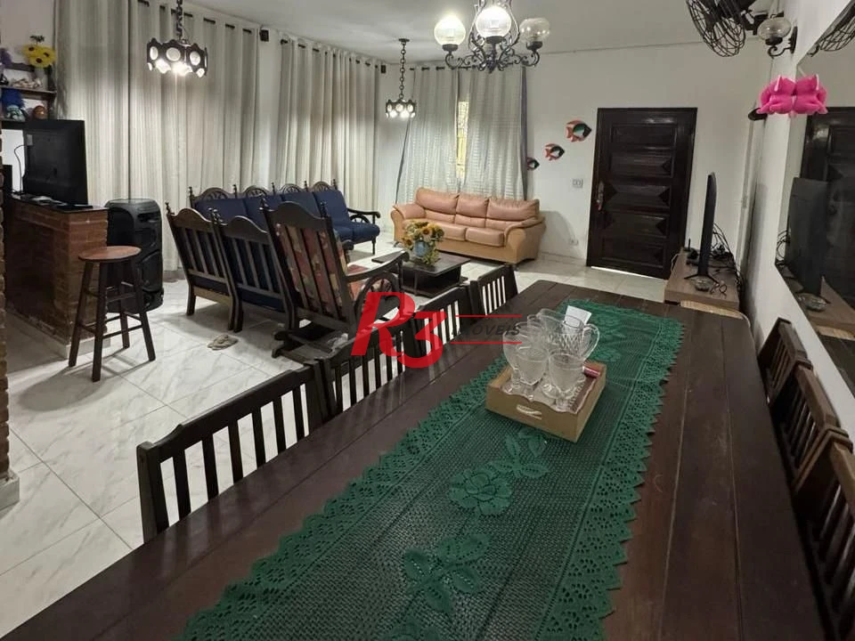 Casa com 4 dormitórios à venda, 568 m² por R$ 1.200.000,00 - Jardim Virginia - Guarujá/SP