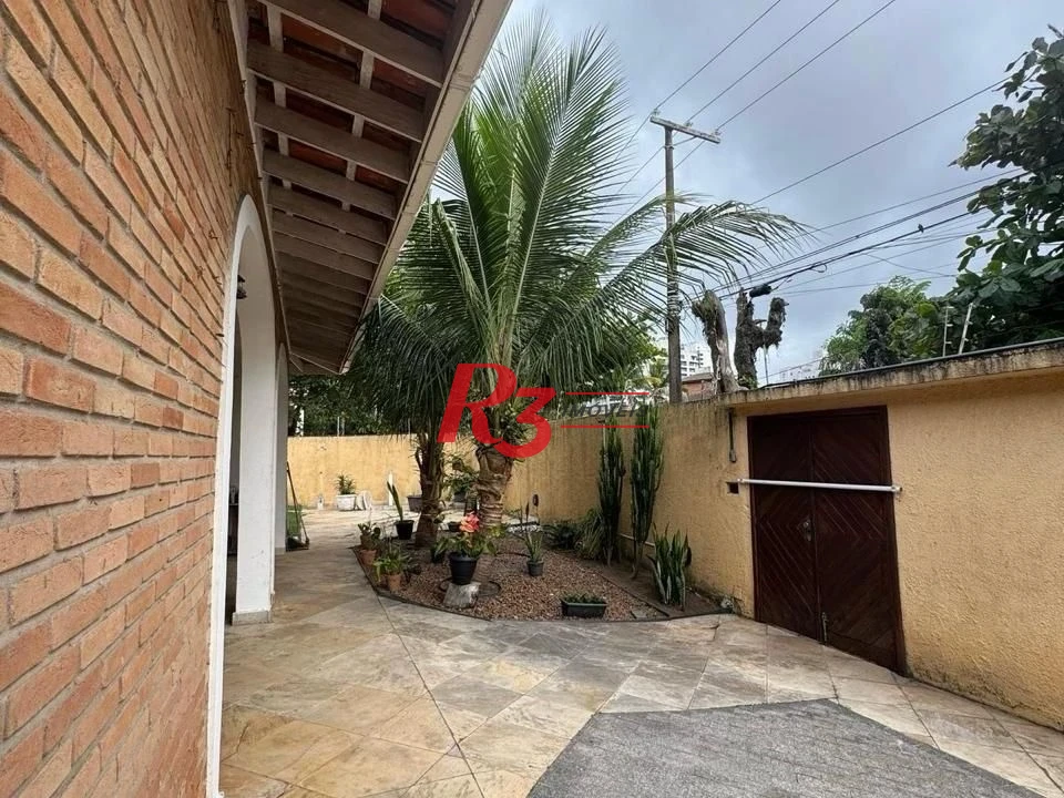 Casa com 4 dormitórios à venda, 568 m² por R$ 1.200.000,00 - Jardim Virginia - Guarujá/SP