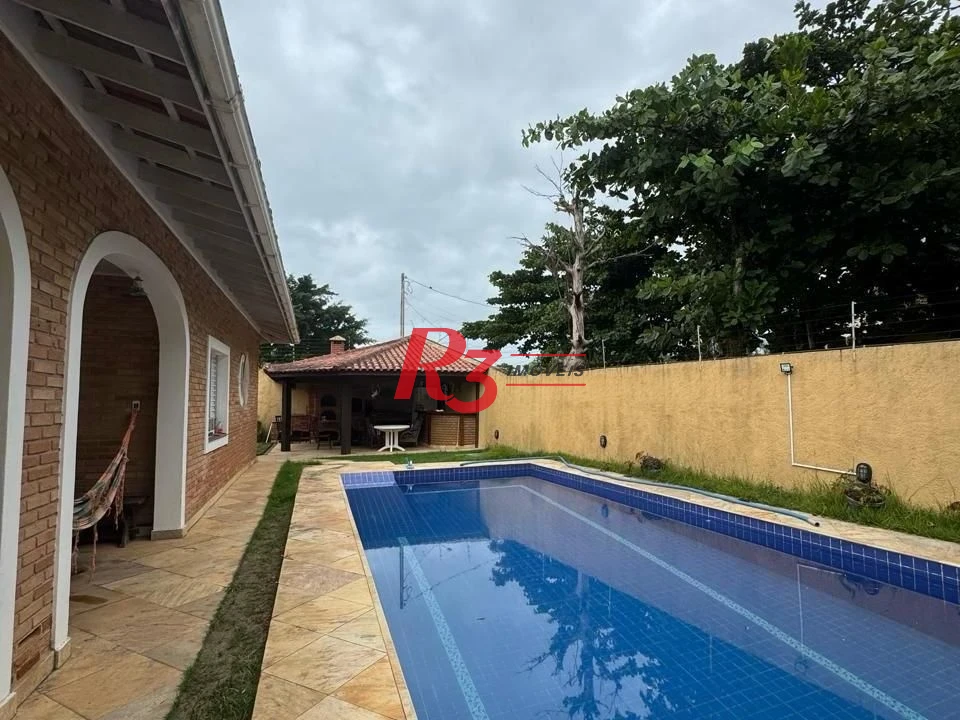 Casa com 4 dormitórios à venda, 568 m² por R$ 1.200.000,00 - Jardim Virginia - Guarujá/SP